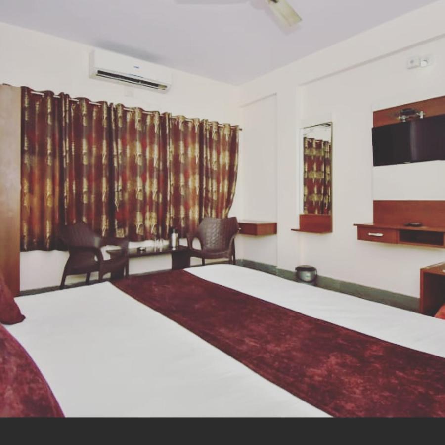 Hotel Vaidehi ウダイプル エクステリア 写真