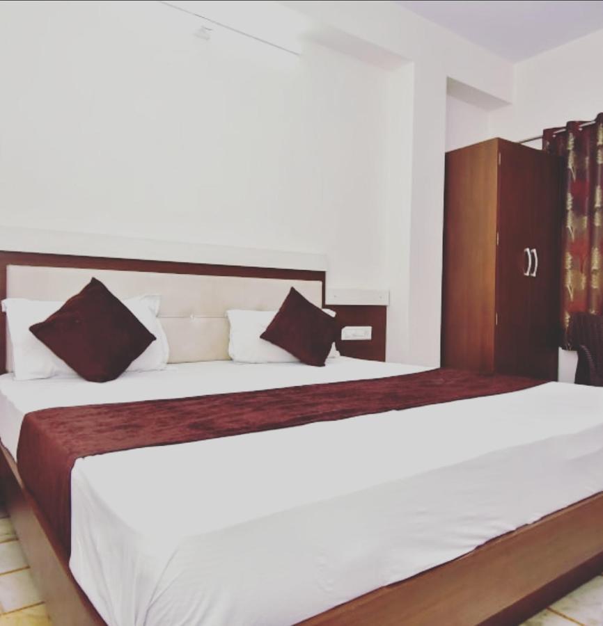 Hotel Vaidehi ウダイプル エクステリア 写真
